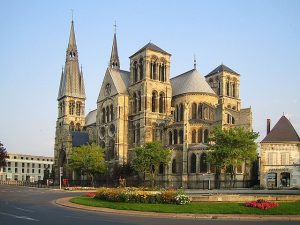Iglesia colegial de Notre-Dame-en-Vaux en Châlons en Champagne