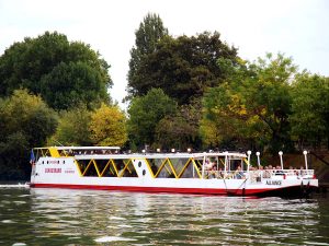 Crucero por el río Marne en Châlons en Champagne